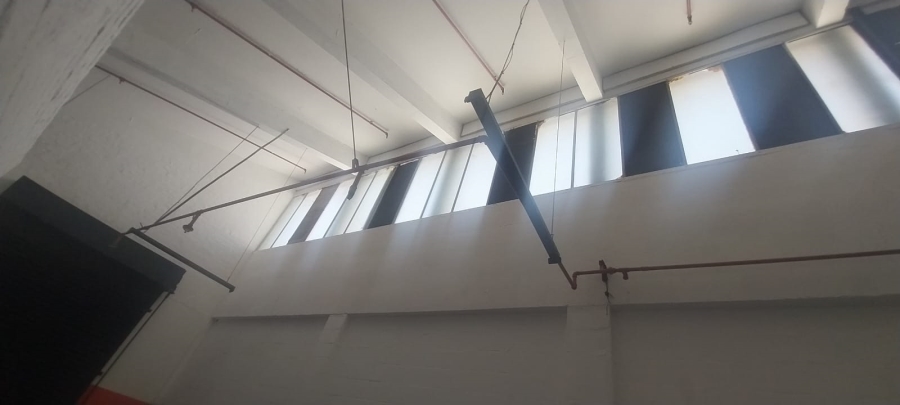 To Let commercial Property for Rent in Kensington Western Cape